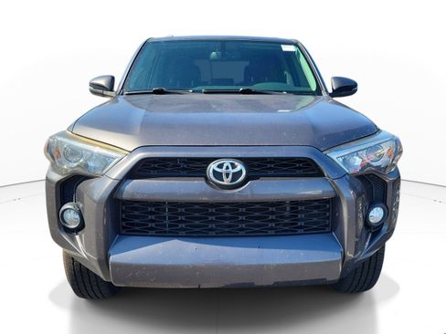 Used 2015 Toyota 4Runner SR5 Premium AWD/4WD image 2