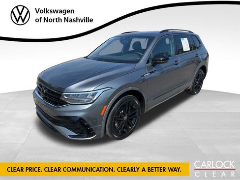 Certified 2022 Volkswagen Tiguan SE R-Line AWD/4WD image 1