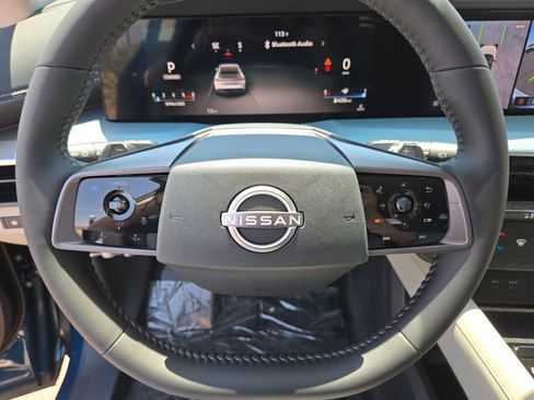 New 2025 Nissan Murano SL image 11