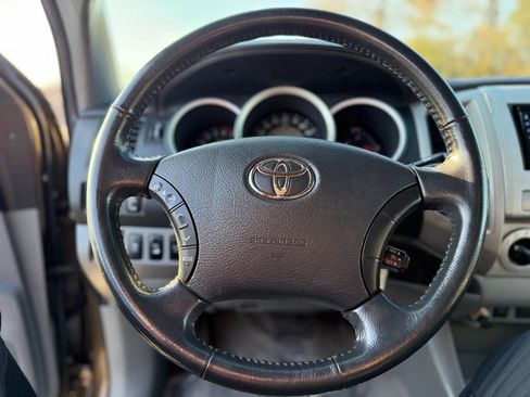 Used 2010 Toyota Tacoma 4x4 Access Cab V6 image 43