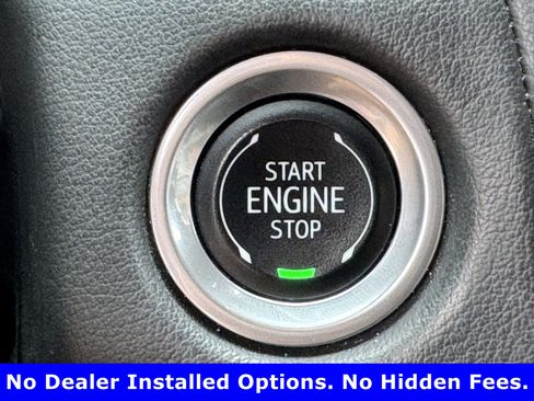Used 2024 GMC Yukon SLT RWD image 20