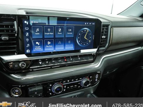 Used 2024 Chevrolet Silverado 2500 High Country w/ Technology Package AWD/4WD image 13