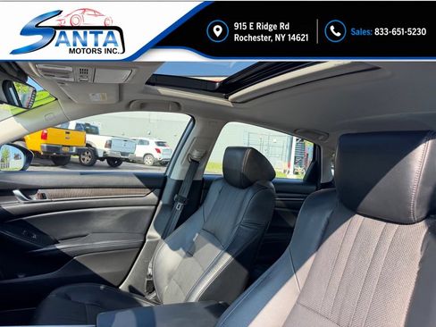 Used 2018 Honda Accord Touring image 14
