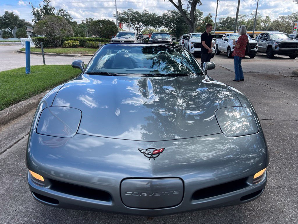 Used 2004 Chevrolet Corvette Convertible w/ Preferred Equipment Group RWD image 2
