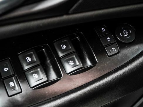 Used 2019 Cadillac Escalade Luxury image 41