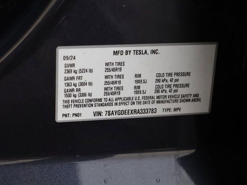 Used 2024 Tesla Model Y Long Range AWD/4WD image 28