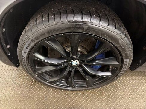 Used 2017 BMW X5 M w/ Executive Package image 12