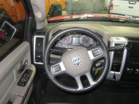 Used 2010 Dodge Ram 1500 Truck SLT image 36