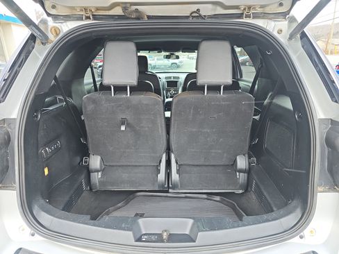 Used 2018 Ford Explorer Sport w/ Equipment Group 401A image 5