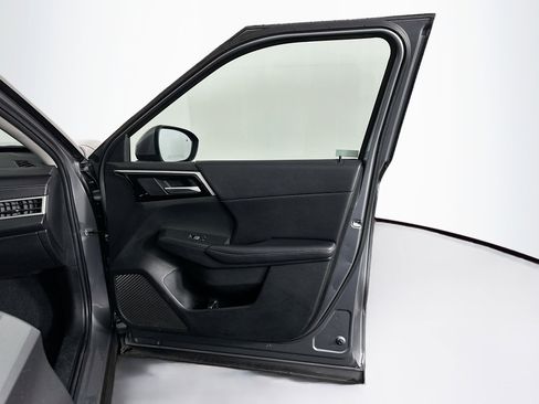 Used 2023 Mitsubishi Outlander SE image 34