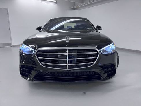 Used 2021 Mercedes-Benz S 580 4MATIC Sedan image 4