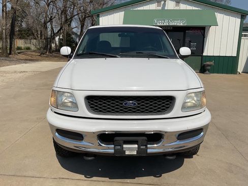 Used 1998 Ford F150 XLT image 4