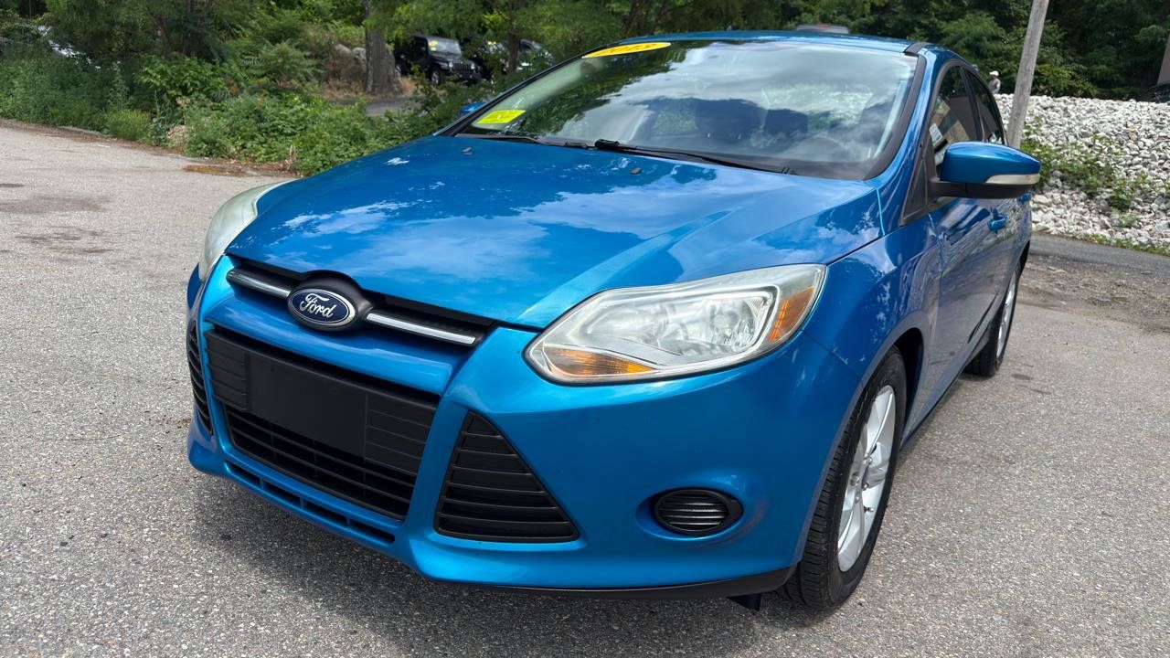 Used 2013 Ford Focus SE w/ SE Winter Pkg FWD image 9