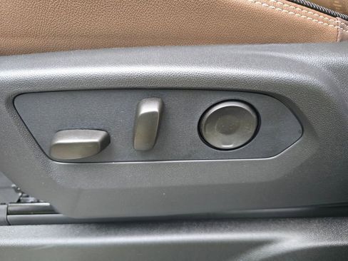 New 2026 Chevrolet Suburban High Country image 18