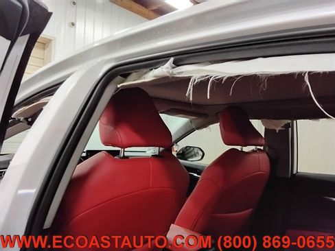 Used 2024 Toyota Camry XSE w/ Navigation Package image 21