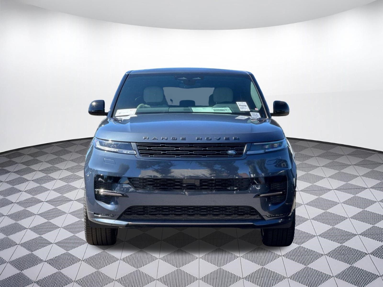New 2026 Land Rover Range Rover Sport Dynamic SE AWD/4WD image 6