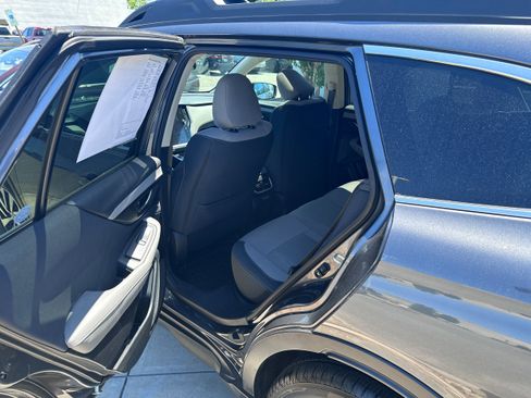 Certified 2022 Subaru Outback Premium AWD/4WD image 7