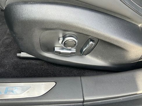 Used 2023 Jaguar I-PACE HSE image 14