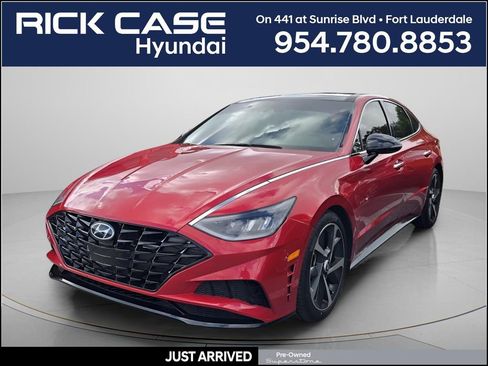Used 2021 Hyundai Sonata SEL Plus w/ Tech Package FWD image 1