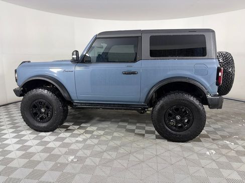 Used 2023 Ford Bronco Wildtrak image 4