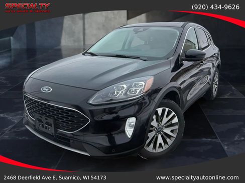 Used 2021 Ford Escape Titanium image 1