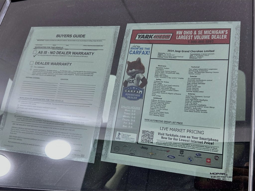 Certified 2024 Jeep Grand Cherokee Limited w/ Luxury Tech Group II AWD/4WD image 16