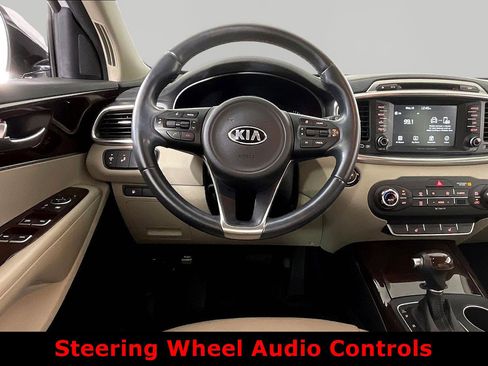 Used 2017 Kia Sorento EX AWD/4WD image 8