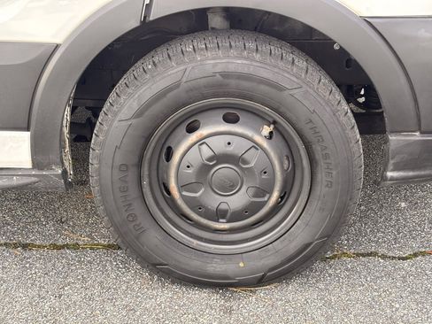 Used 2019 Ford Transit 250 148 Medium Roof image 30