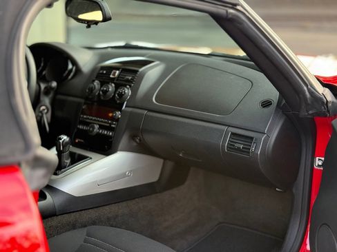 Used 2007 Saturn Sky RWD image 17