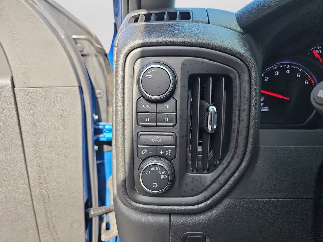 Used 2022 Chevrolet Silverado 1500 Custom Trail Boss w/ LPO, Dark Essentials Package AWD/4WD image 26