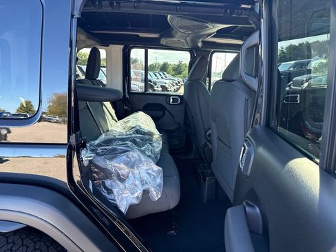 New 2026 Jeep Wrangler Unlimited Sport AWD/4WD image 22
