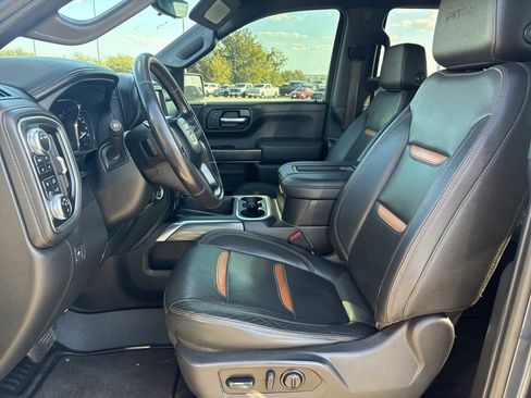 Used 2022 GMC Sierra 1500 AT4 w/ AT4 Premium Package image 11