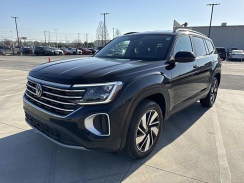 Used 2024 Volkswagen Atlas SE image 7