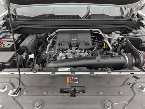 Used 2025 Chevrolet Colorado ZR2 w/ Technology Package image 22