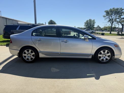 Used 2006 Honda Civic LX image 8