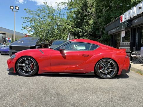 Used 2020 Toyota Supra Premium w/ Driver Assist Package RWD image 9