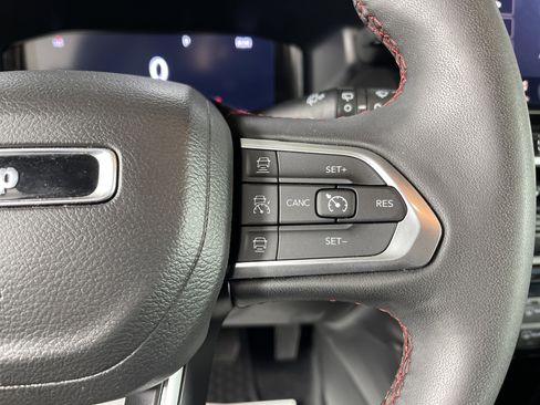 Used 2024 Jeep Compass Trailhawk w/ Trailhawk Elite Group image 20