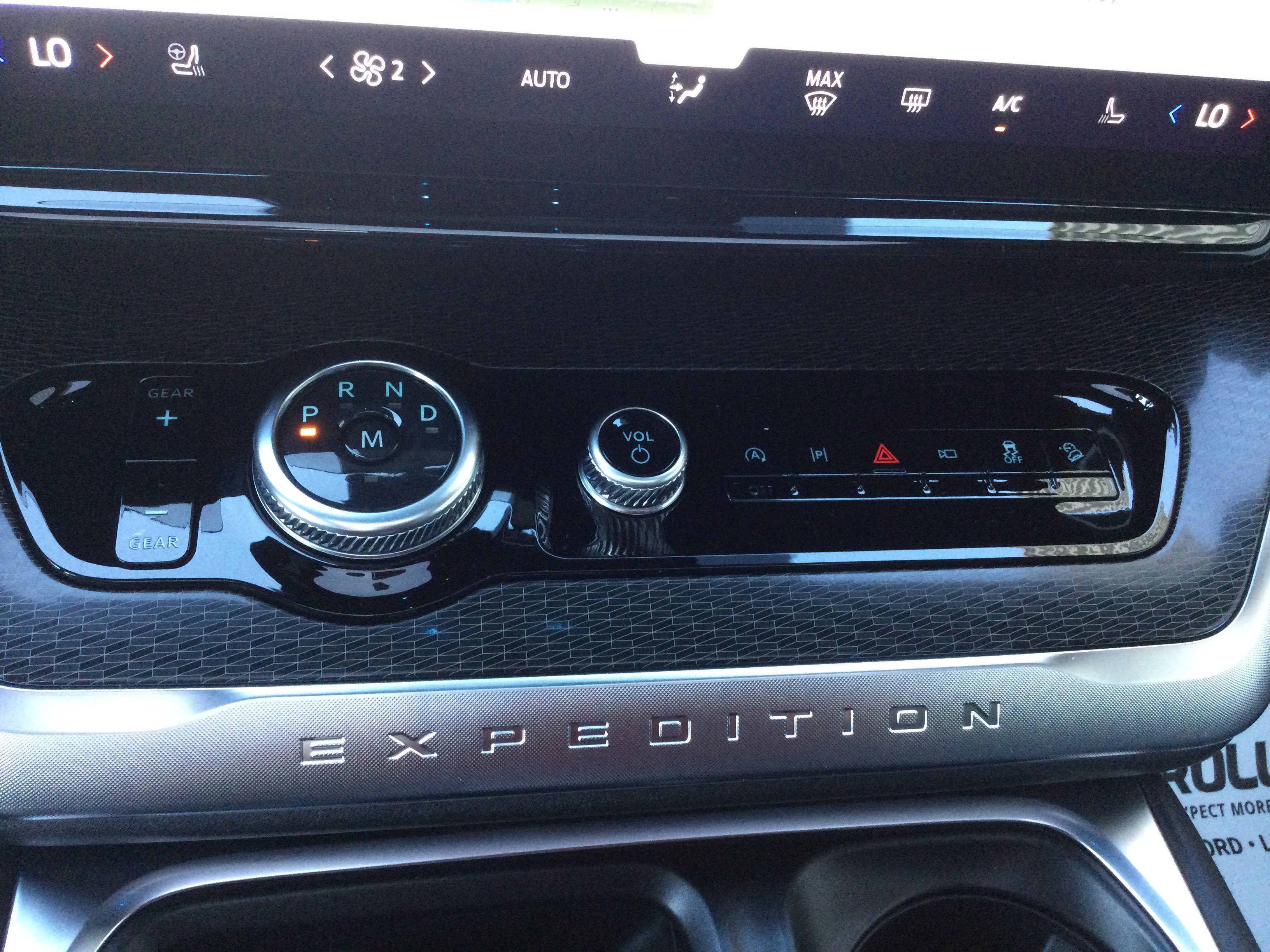 New 2027 Ford Expedition Max Platinum w/ Stealth Appearance Package AWD/4WD image 13