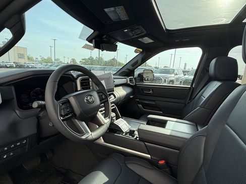 New 2026 Toyota Sequoia Platinum AWD/4WD image 30