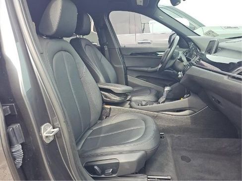Used 2017 BMW X1 sDrive28i image 4