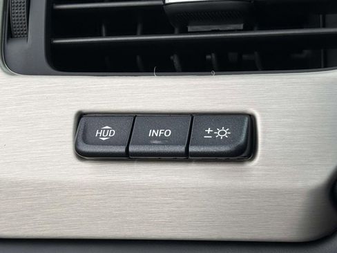 Used 2020 GMC Yukon Denali image 27