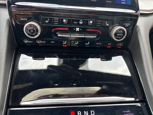 Used 2022 Jeep Grand Cherokee L Overland w/ Luxury Tech Group IV image 42