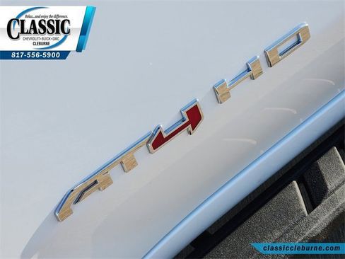 Used 2025 GMC Sierra 2500 AT4 w/ AT4 Premium Plus Package image 13