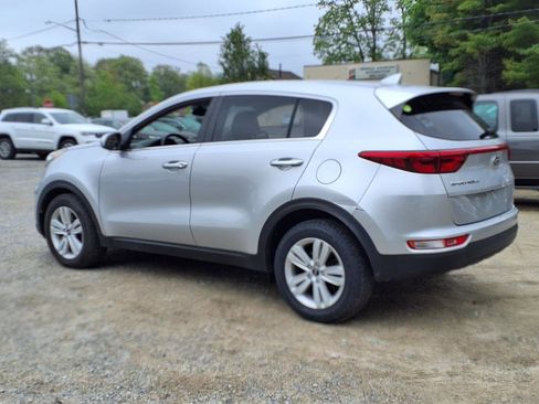 Used 2019 Kia Sportage LX image 6