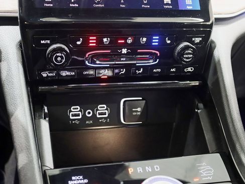 Used 2023 Jeep Grand Cherokee L Summit w/ High Altitude Package image 25