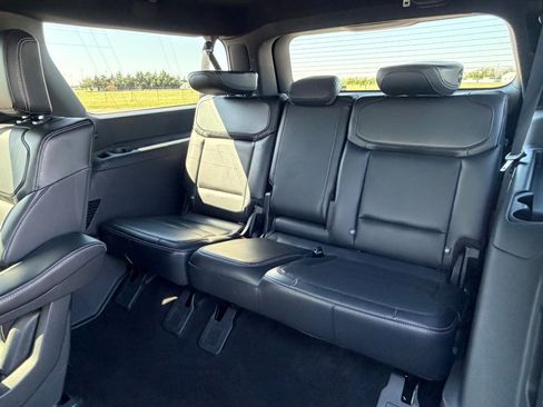 Used 2025 Ford Expedition Max Platinum w/ Stealth Appearance Package AWD/4WD image 32