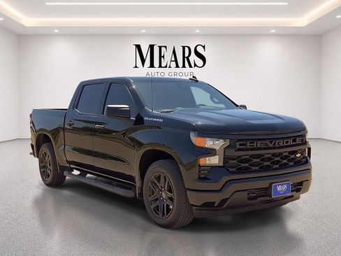 Used 2023 Chevrolet Silverado 1500 Custom RWD image 7