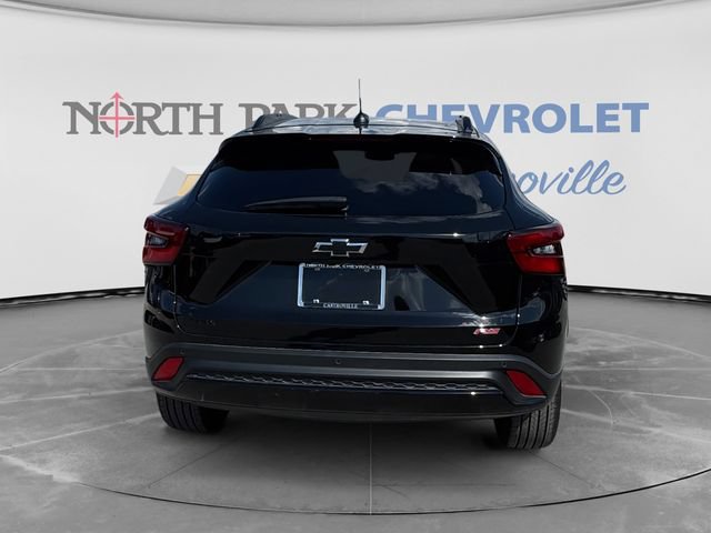 Used 2025 Chevrolet Trax RS w/ Driver Confidence Package FWD image 4