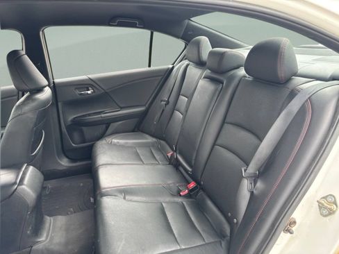Used 2017 Honda Accord Sport Special Edition image 22