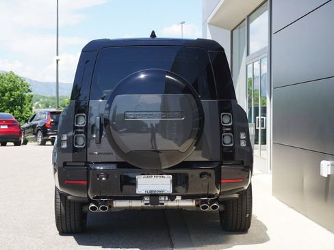 New 2025 Land Rover Defender 130 V8 image 6